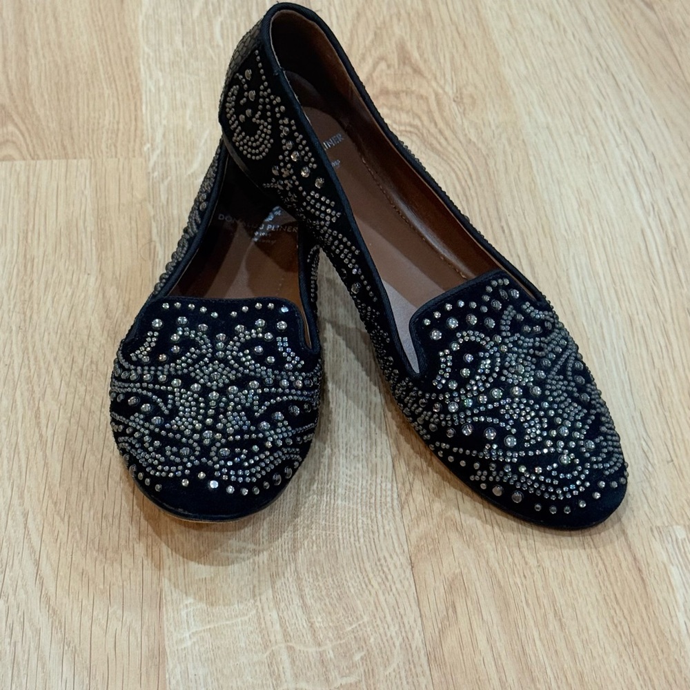 Donald J Pliner Embellished Loafers, Debbi Size 8 Excellent Condition